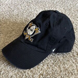 ‘47 Brand Men’s Anaheim Ducks Adjustable Hat